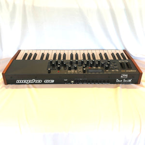 Dave Smith Instruments Mopho SE 42-Key Monophonic Synthesizer
