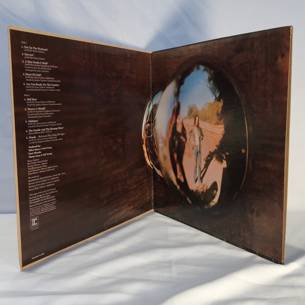 Neil Young - Harvest - Woodbury Music Shop